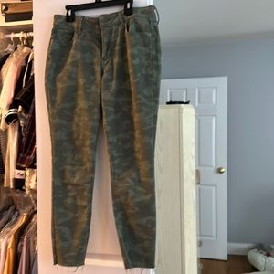 Old navy rockstar super skinny jeans